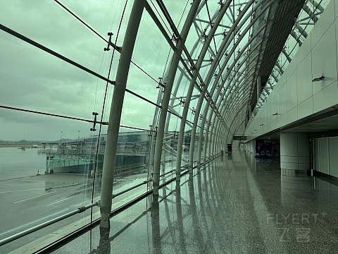 一波三折的SHA-CAN，送走米娜迎来桦加沙-国航取消到延误改签体验凌晨飞[by上海小医生]
