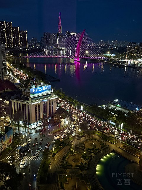 【胡志明/西贡希尔顿】转角河景套房｜个人心中最强境外希尔顿