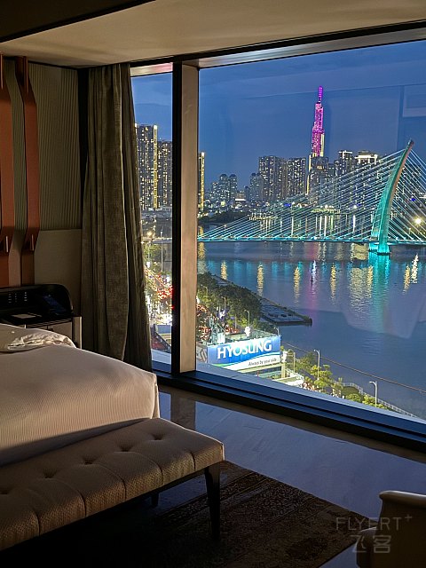 【胡志明/西贡希尔顿】转角河景套房｜个人心中最强境外希尔顿