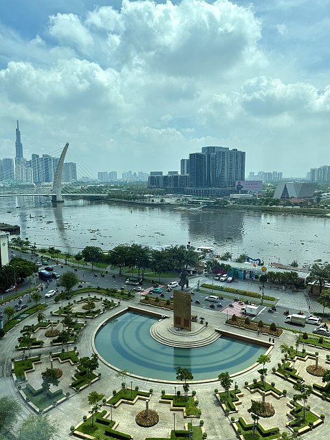 【胡志明/西贡希尔顿】转角河景套房｜个人心中最强境外希尔顿