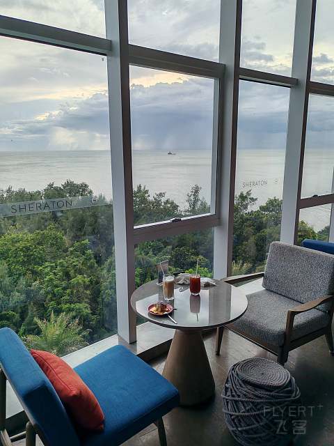 山海连登：有观景大堂吧的北海喜来登度假酒店