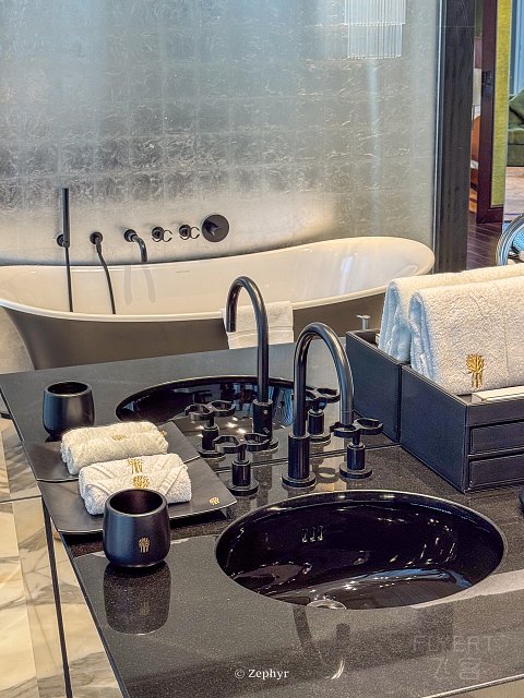 沙漠绿洲中的金属森林｜多哈悦榕庄酒店 Banyan Tree Doha