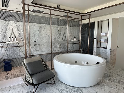 【海岛假日  圆满礼成】三亚天丽湾凯悦酒店双卧总统套房 花园草坪婚礼