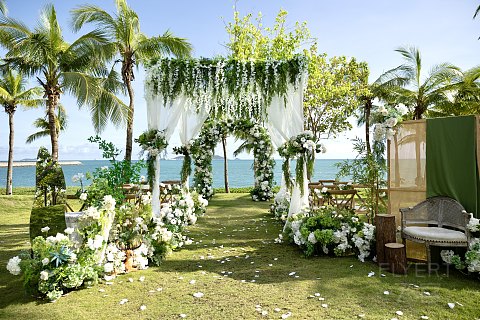 【海岛假日  圆满礼成】三亚天丽湾凯悦酒店双卧总统套房 花园草坪婚礼