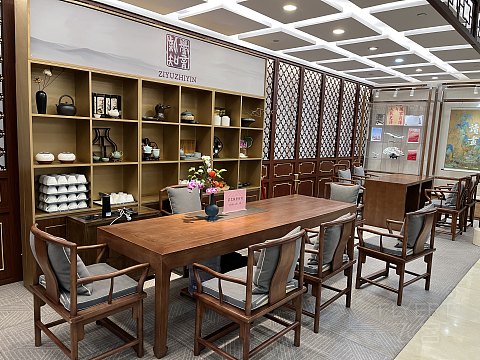 多方比选，还是宽体和餐食胜出｜CA1817北京首都-南京禄口330躺飞金陵