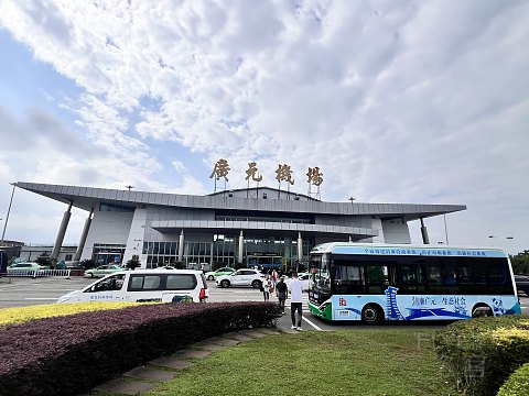 惟见长江天际流｜CA1774：广元盘龙-杭州萧山，沿着长江一路向东的空中之旅