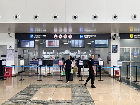 惟见长江天际流｜CA1774：广元盘龙-杭州萧山，沿着长江一路向东的空中之旅