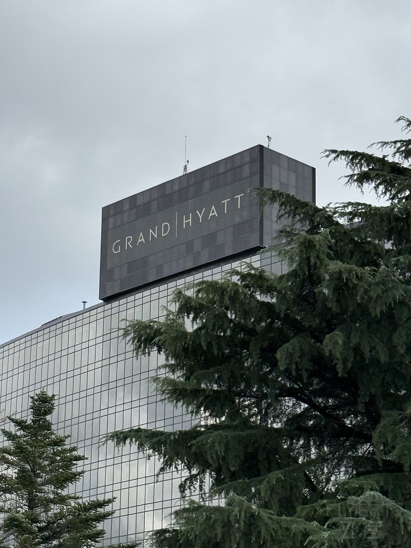 092545LSYHZCVEPEUJBNGA.png