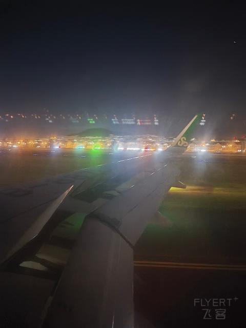 春秋航空，想飞就飞（1）-春秋航空 9C6832 CZX-DLC 空客A320-200 经济舱