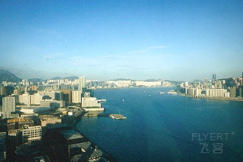 【香港金普顿KIMPTON HK海景套房：“鲶鱼”入局。】