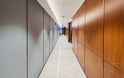 白云里•愉身心|广州白云机场T1航站楼国际头等舱休息室（Premium Lounge）体验