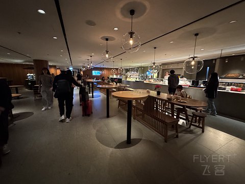国泰航空：HKG - SYD 商务舱 快快快，吃完好睡觉