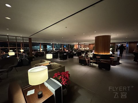 国泰航空：HKG - SYD 商务舱 快快快，吃完好睡觉