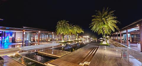 爱在优美海岸线—石梅湾艾美度假酒店🏨