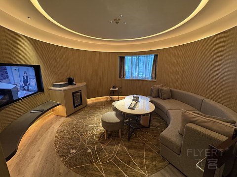 深圳彭年万丽，老树新花的港味儿酒店