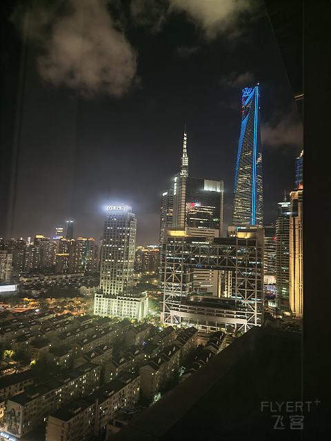 华住会下的高端品牌—上海陆家嘴中心城际酒店入住体验