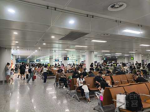 青岛东航中转体验，两段MU高效衔接。-中国东方航空 MU2518 MU6405 DLC-TAO-SHE