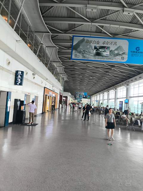 青岛东航中转体验，两段MU高效衔接。-中国东方航空 MU2518 MU6405 DLC-TAO-SHE