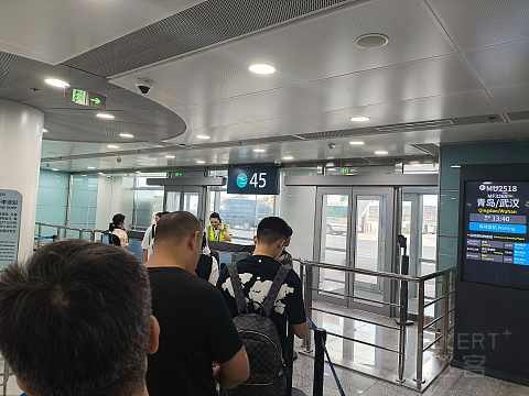青岛东航中转体验，两段MU高效衔接。-中国东方航空 MU2518 MU6405 DLC-TAO-SHE