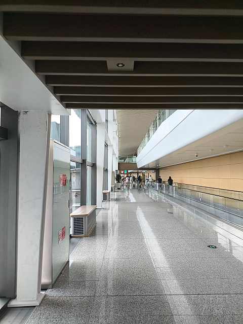 青岛东航中转体验，两段MU高效衔接。-中国东方航空 MU2518 MU6405 DLC-TAO-SHE