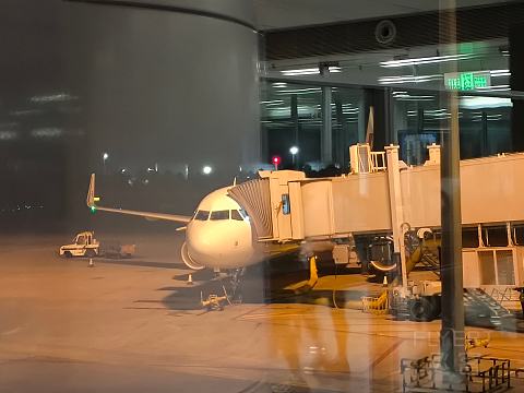 青岛东航中转体验，两段MU高效衔接。-中国东方航空 MU2518 MU6405 DLC-TAO-SHE