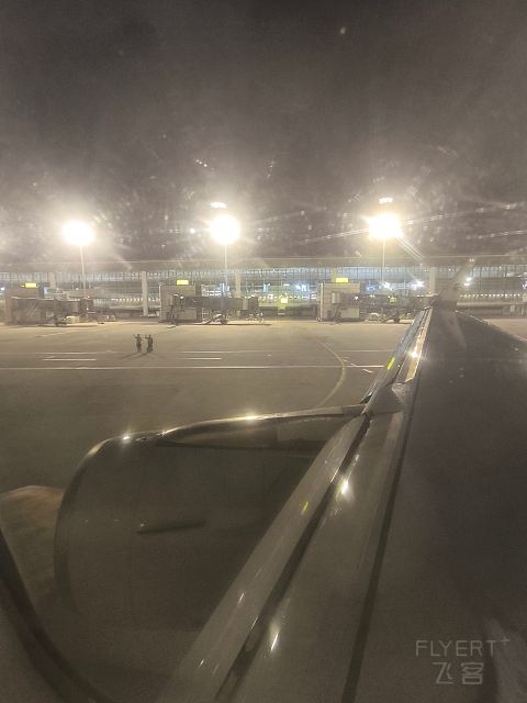 青岛东航中转体验，两段MU高效衔接。-中国东方航空 MU2518 MU6405 DLC-TAO-SHE