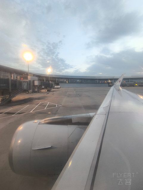 青岛东航中转体验，两段MU高效衔接。-中国东方航空 MU2518 MU6405 DLC-TAO-SHE