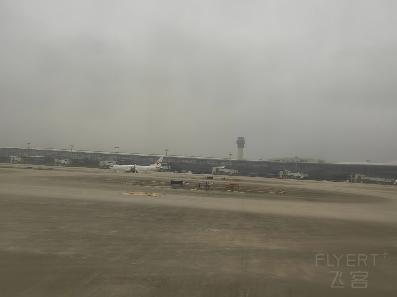 203331Mg22VAb9cTYKdMNr.jpg