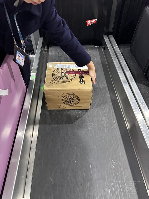 国泰航空 CX995 福州-香港 商务舱转机飞行报告 因晚点送积分机遇