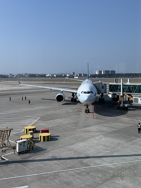国泰航空 CX995 福州-香港 商务舱转机飞行报告 因晚点送积分机遇
