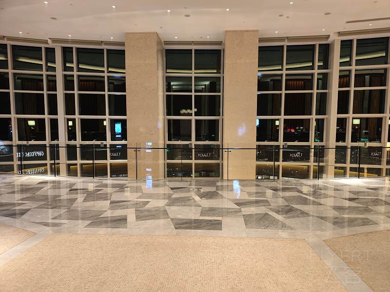 230308Hh7rM1vMc9lkwRen.jpg