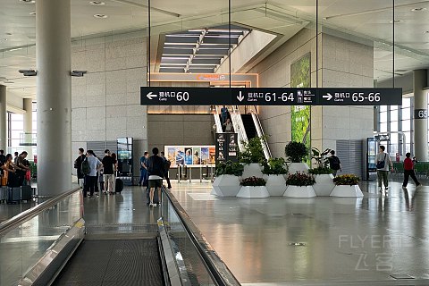 上海虹桥国际机场T2航站楼V28休息室