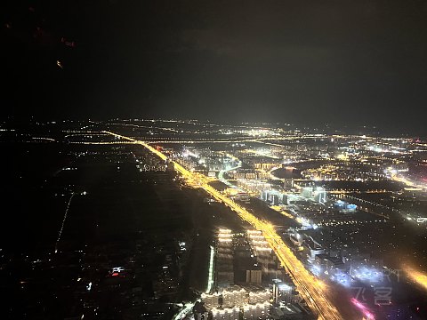 草原上的夜晚｜CA8346:呼和浩特白塔-杭州萧山，九曲十八弯的返杭路