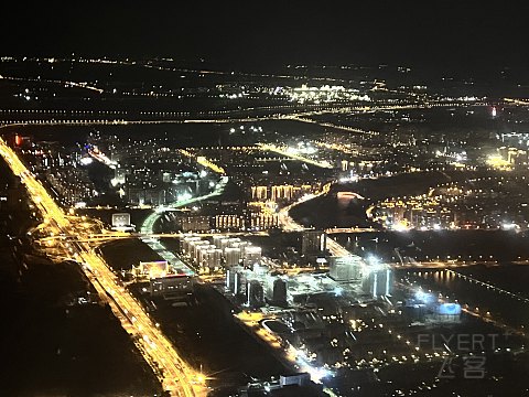 草原上的夜晚｜CA8346:呼和浩特白塔-杭州萧山，九曲十八弯的返杭路