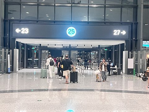 草原上的夜晚｜CA8346:呼和浩特白塔-杭州萧山，九曲十八弯的返杭路