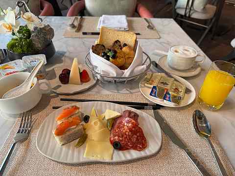 乐高之门｜上海缤纷里希尔顿嘉悦里酒店多房型攻略