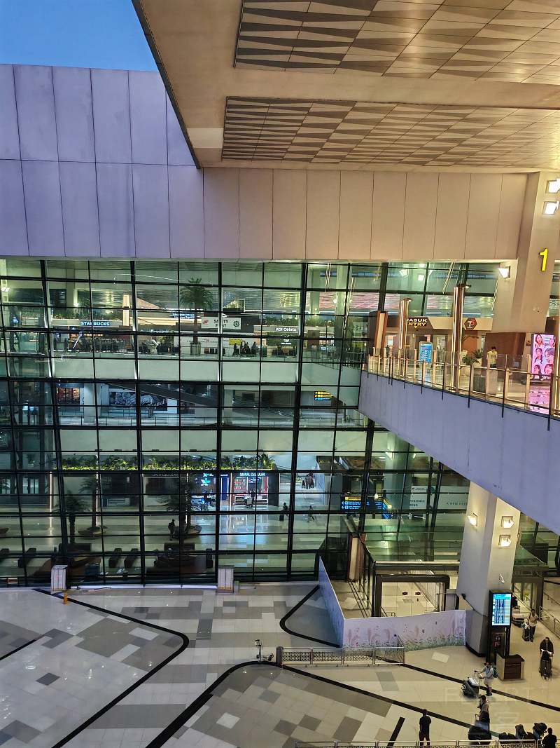 172118UofAT569DFZ5i6T5.jpg