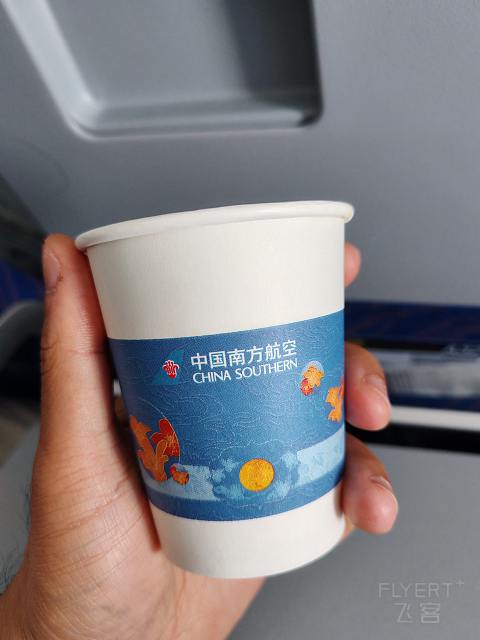 #踏秋而行#CZ388南航雅加达-广州非麸质餐食体验