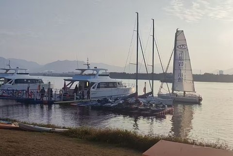 “一线”湖景—福州东湖万豪