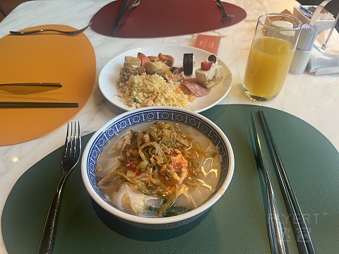 没有咖啡的日子｜深圳前海华侨城艾美酒店行政角房