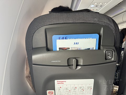 SAS Connect初体验 - 北欧航空SK574 CDG-ARN 巴黎戴高乐 - 斯德哥尔摩阿兰达 飞行简报