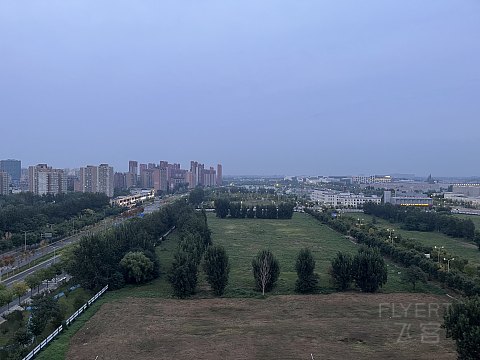 【房型首发】北京环球影城隔壁的高性价比新选——通州皇冠假日酒店单卧套房入住报告