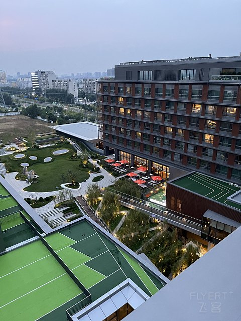 【房型首发】北京环球影城隔壁的高性价比新选——通州皇冠假日酒店单卧套房入住报告