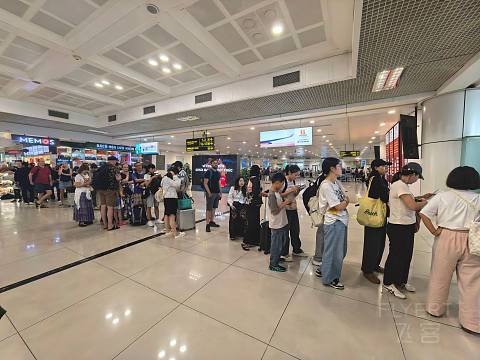 在越南航空备受优待的东航高卡