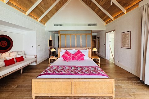 果冻海•耀珍珠|马尔代夫米莱度岛度假酒店(Milaidhoo Maldives)泳池水屋及沙屋全体验