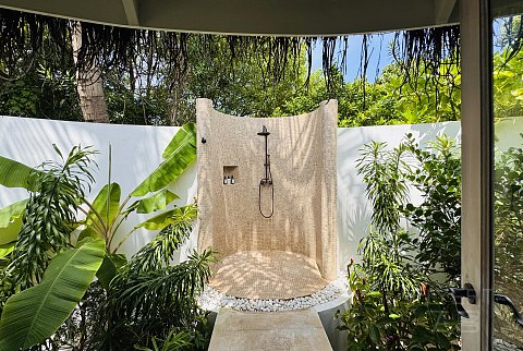 果冻海•耀珍珠|马尔代夫米莱度岛度假酒店(Milaidhoo Maldives)泳池水屋及沙屋全体验