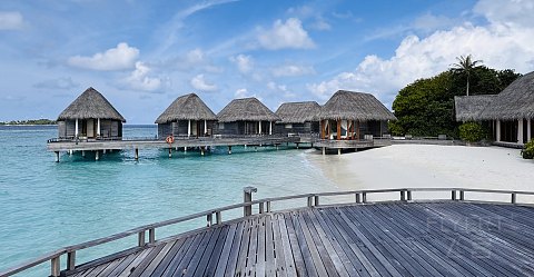 果冻海•耀珍珠|马尔代夫米莱度岛度假酒店(Milaidhoo Maldives)泳池水屋及沙屋全体验