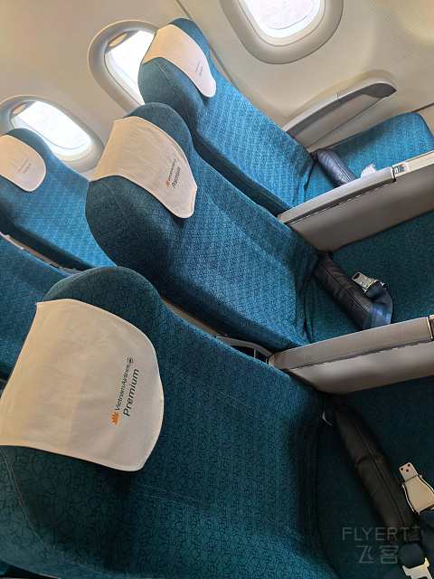 在越南航空备受优待的东航高卡