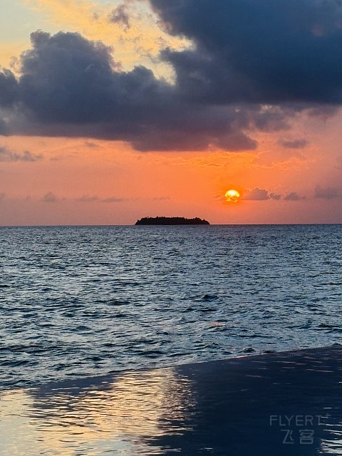 果冻海•耀珍珠|马尔代夫米莱度岛度假酒店(Milaidhoo Maldives)泳池水屋及沙屋全体验