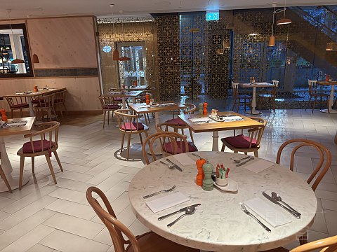 【首评】伦敦 Lincoln Plaza Curio：设计感十足的金丝雀码头精品酒店